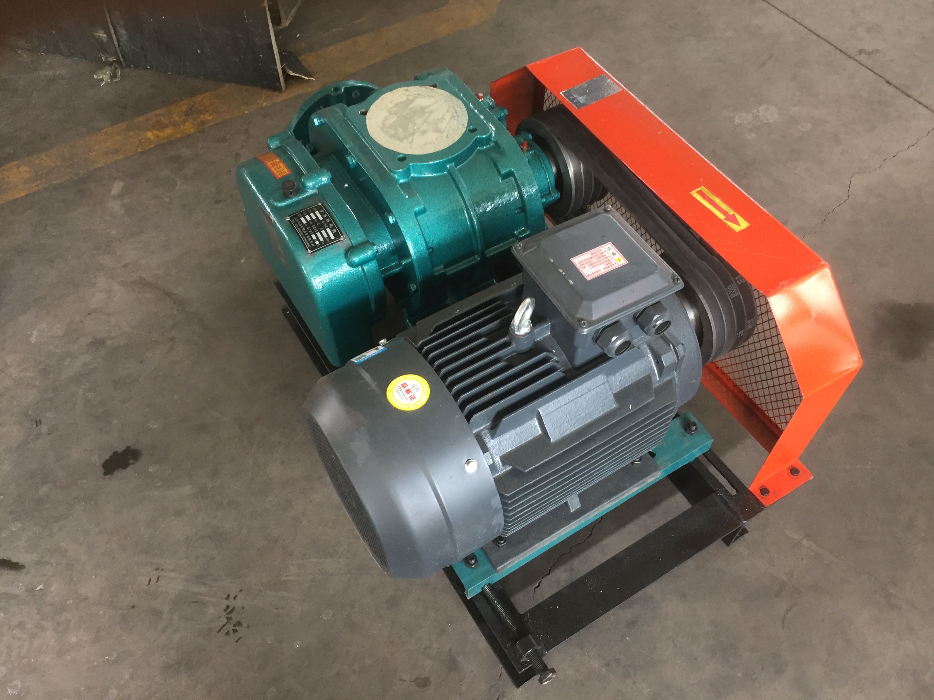 羅茨鼓風機 羅茨鼓風機